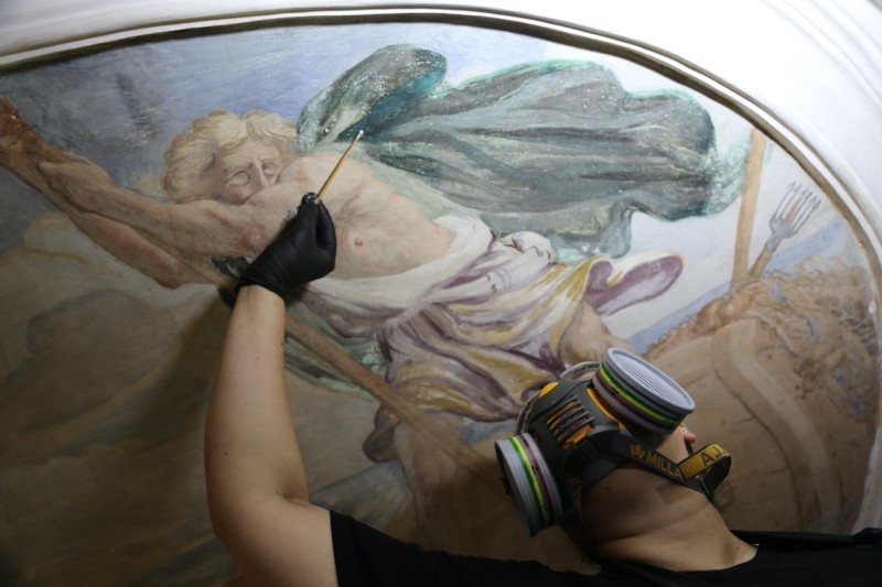 Konserwacja malowidła ściennego: Św. Piotr chodzący po wodzie. 