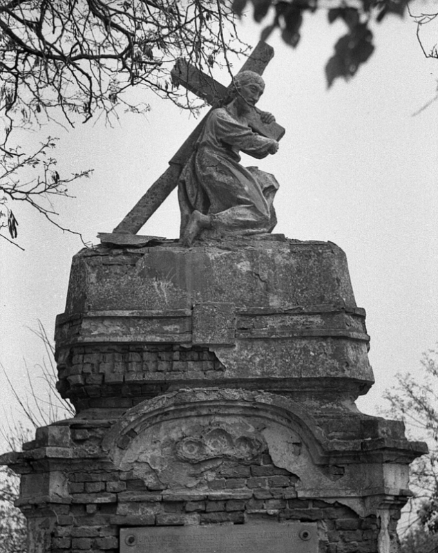 Otwórz galerię (9 fotografii) Pomnik Pana Jezusa Boromelskiego Zdjęcie archiwalne.